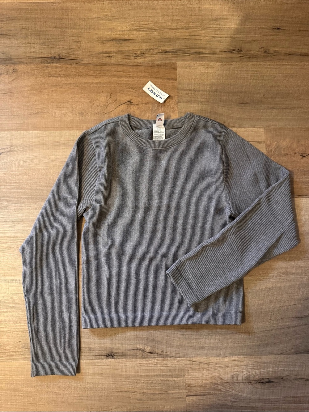 NWT Old Navy Exhale Seamless Ribbed Long Sleeve Top